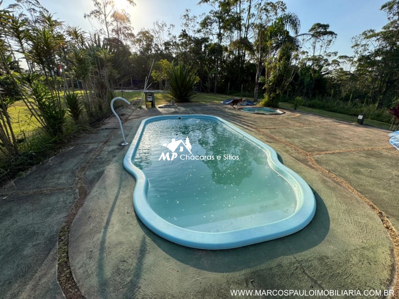 CHÁCARA PARA QUEM BUSCA FAZER RENDA