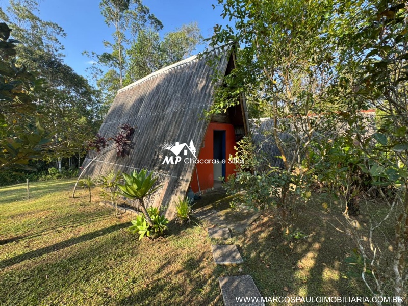 CHÁCARA PARA QUEM BUSCA FAZER RENDA