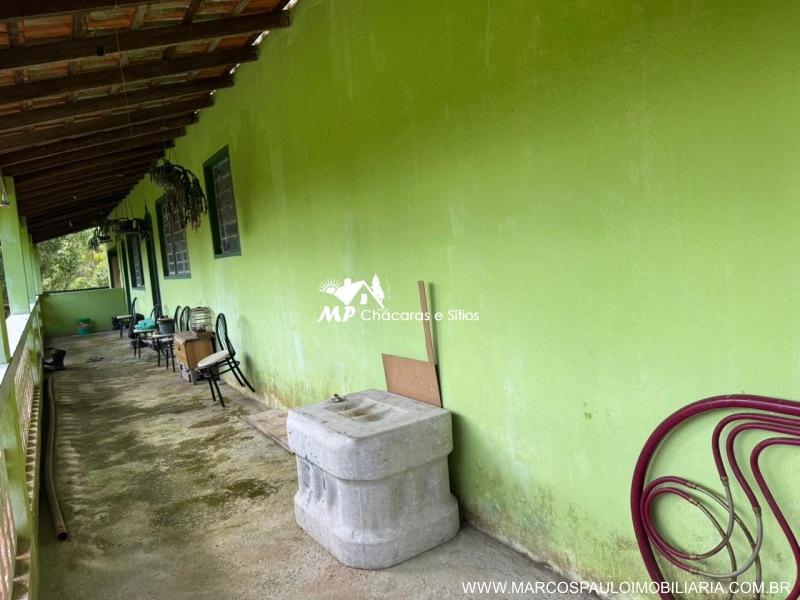 CHÁCARA PLANA COM LAGO GRANDE