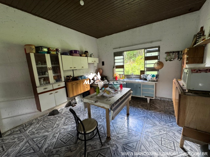 CHÁCARA PLANA COM LAGO GRANDE