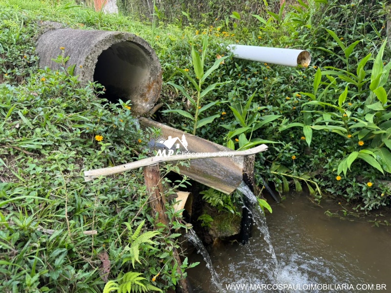 CHÁCARA PLANA COM LAGO GRANDE