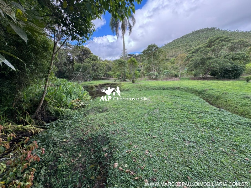 CHÁCARA PLANA COM LAGO GRANDE