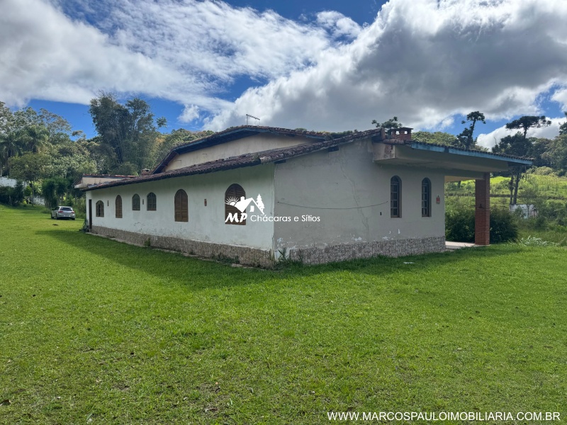 SÍTIO COM 6.2 ALQUEIRES EM MOGI DAS CRUZES