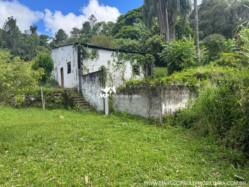 SÍTIO COM 6.2 ALQUEIRES EM MOGI DAS CRUZES