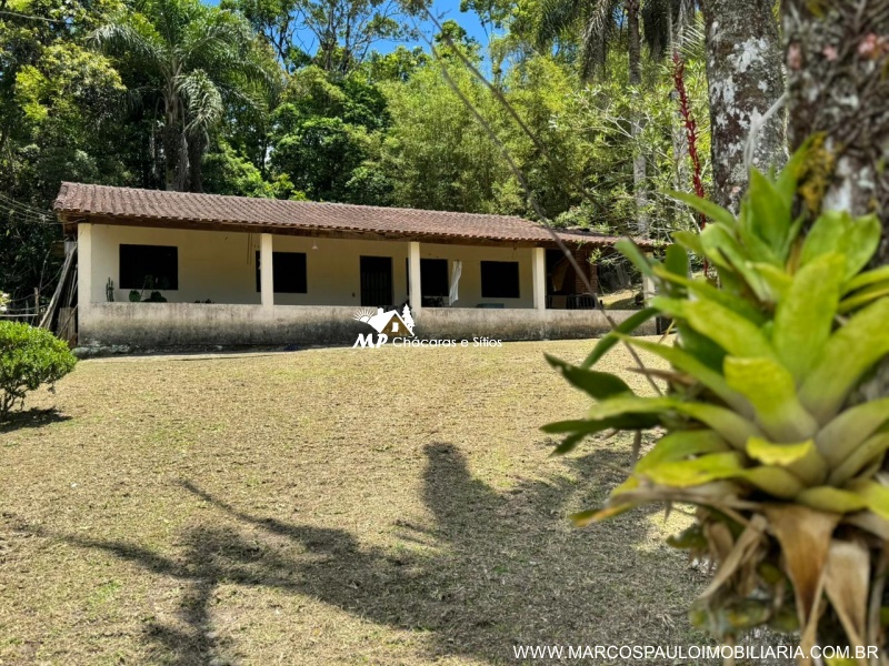 CHÁCARA PARA MORADIA EM BIRITIBA MIRIM