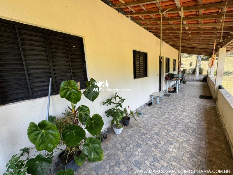 CHÁCARA PARA MORADIA EM BIRITIBA MIRIM