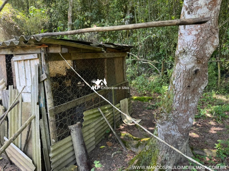 CHÁCARA PARA MORADIA EM BIRITIBA MIRIM