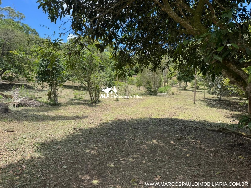 CHÁCARA PARA MORADIA EM BIRITIBA MIRIM
