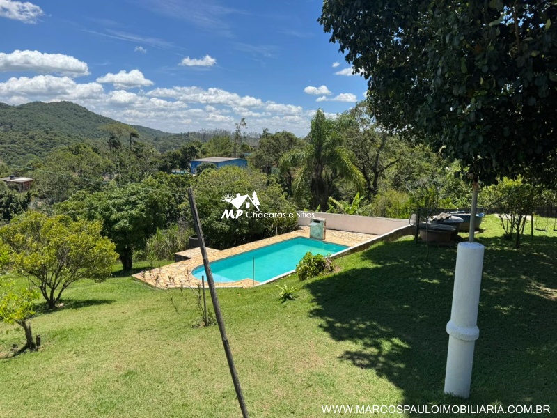 CHÁCARA EM BIRITIBA MIRIM PARA MORADIA OU LAZER PRÓXIMO AO CENTRO DA CIDADE