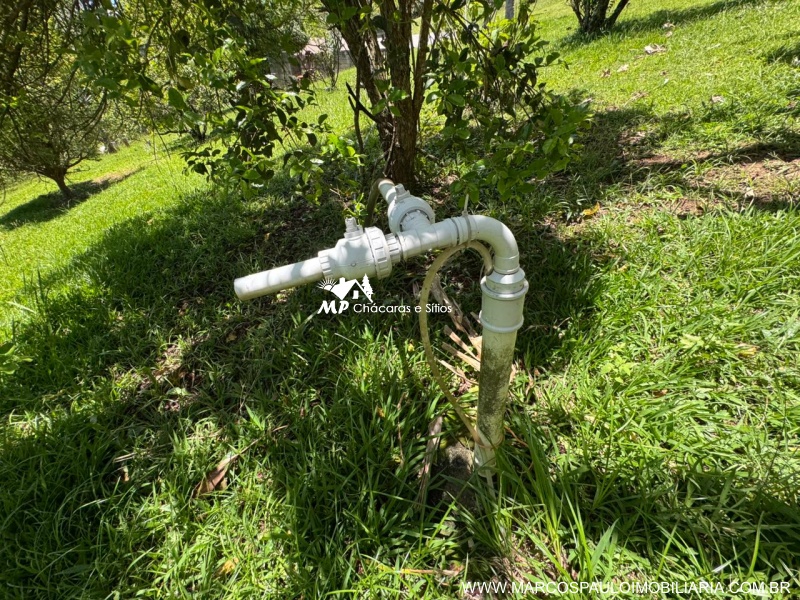 CHÁCARA EM BIRITIBA MIRIM PARA MORADIA OU LAZER PRÓXIMO AO CENTRO DA CIDADE