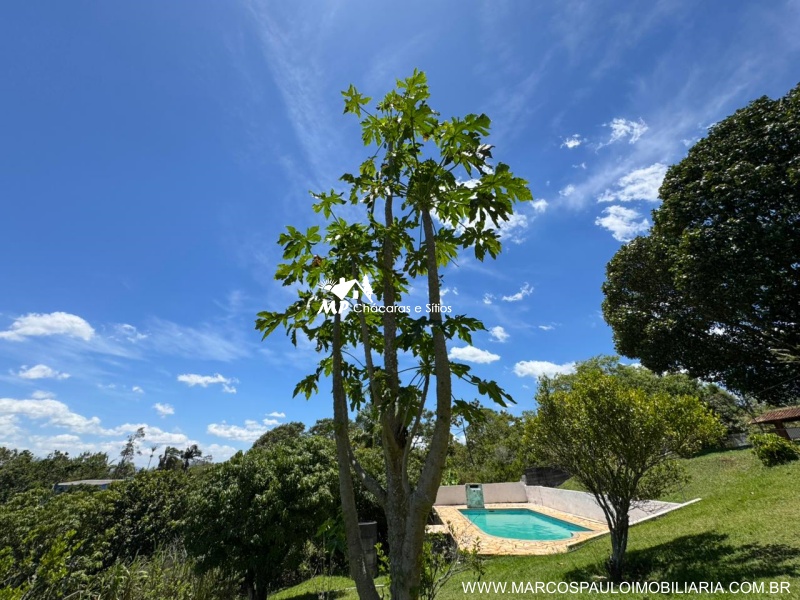 CHÁCARA EM BIRITIBA MIRIM PARA MORADIA OU LAZER PRÓXIMO AO CENTRO DA CIDADE