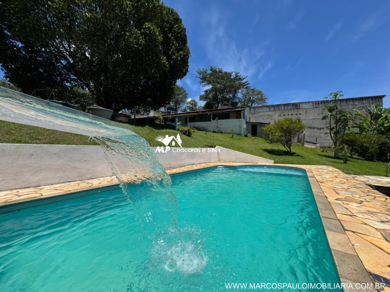 CHÁCARA EM BIRITIBA MIRIM PARA MORADIA OU LAZER PRÓXIMO AO CENTRO DA CIDADE