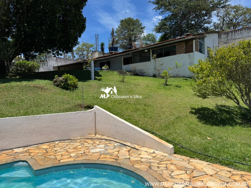 CHÁCARA EM BIRITIBA MIRIM PARA MORADIA OU LAZER PRÓXIMO AO CENTRO DA CIDADE