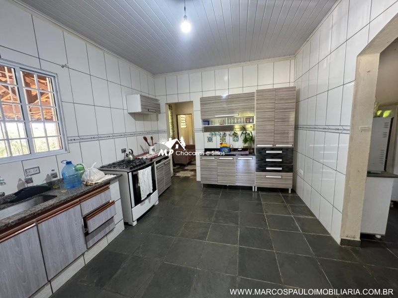 CHÁCARA EM BIRITIBA MIRIM PRÓXIMO A COMÉRCIOS E POSTO DE SAÚDE