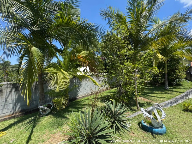 CHÁCARA EM BIRITIBA MIRIM PRÓXIMO A COMÉRCIOS E POSTO DE SAÚDE