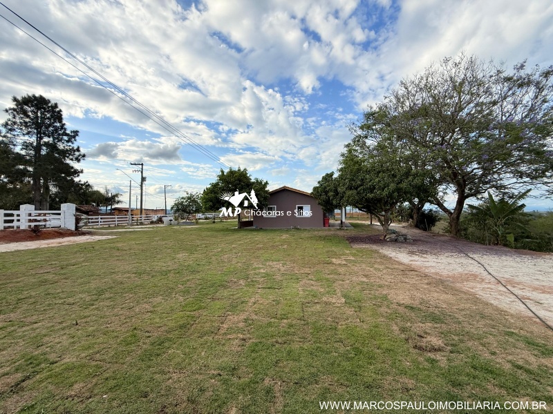 CHÁCARA MARAVILHOSA EM GUARAREMA