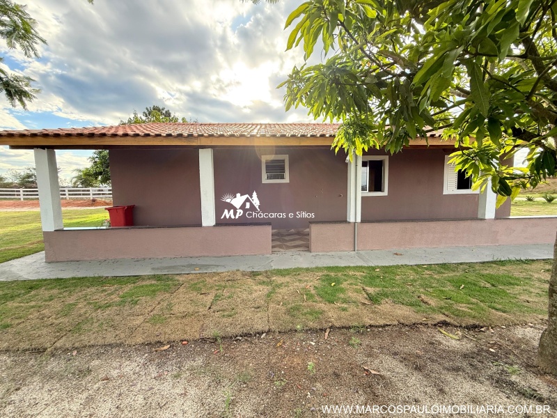 CHÁCARA MARAVILHOSA EM GUARAREMA