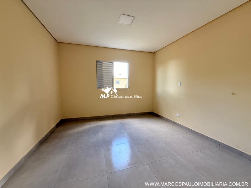 CHÁCARA MARAVILHOSA EM GUARAREMA