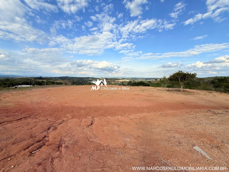 CHÁCARA IDEAL PARA MORADIA EM GUARAREMA