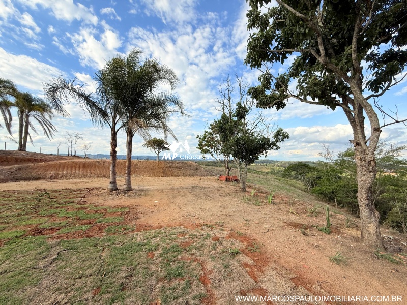 CHÁCARA IDEAL PARA MORADIA EM GUARAREMA