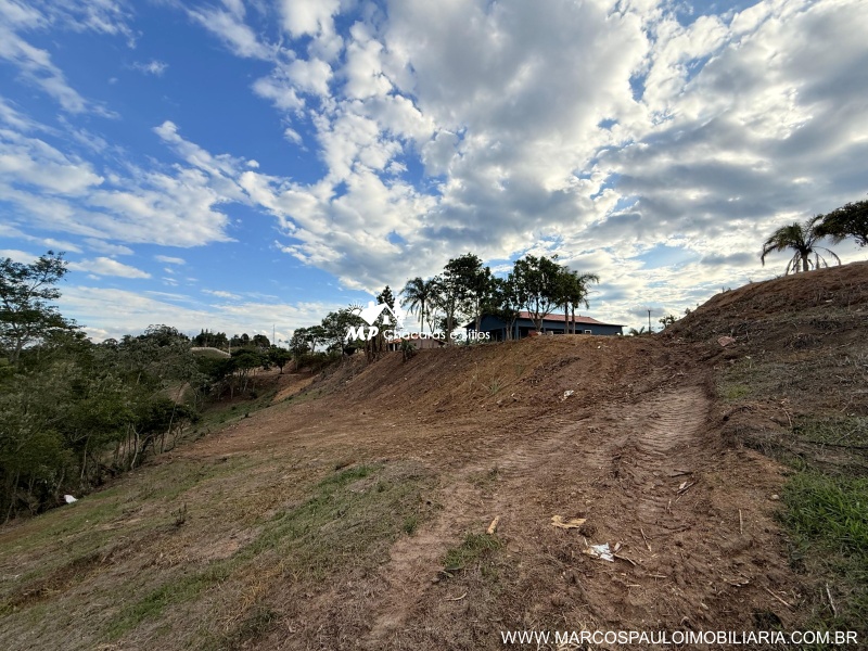 CHÁCARA IDEAL PARA MORADIA EM GUARAREMA