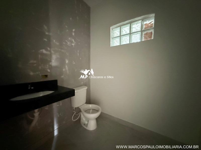 CHÁCARA IDEAL PARA MORADIA EM GUARAREMA