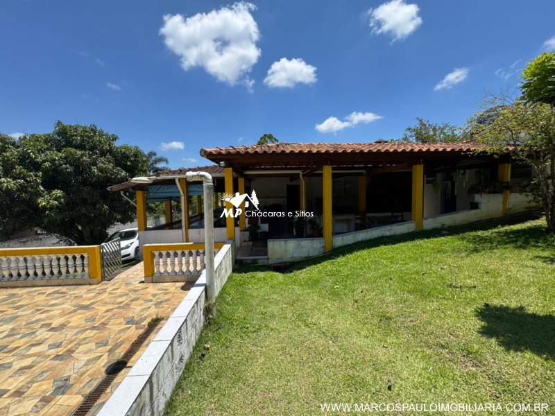 CHÁCARA PÉ NO ASFALTO PERTO DO CENTRO