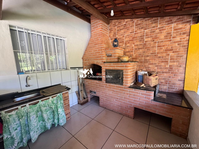 CHÁCARA PÉ NO ASFALTO PERTO DO CENTRO