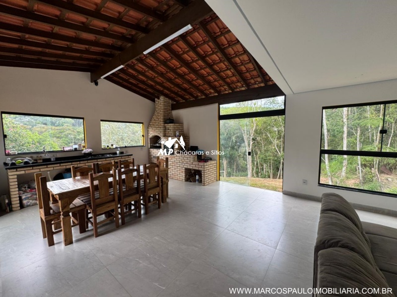 CHÁCARA NOVA PARA MORADIA EM BIRITIBA MIRIM