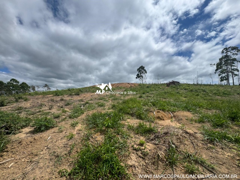 TERRRENO EM SALESÓPOLIS CO ACESSO A REPRESA