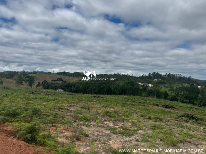 TERRRENO EM SALESÓPOLIS CO ACESSO A REPRESA
