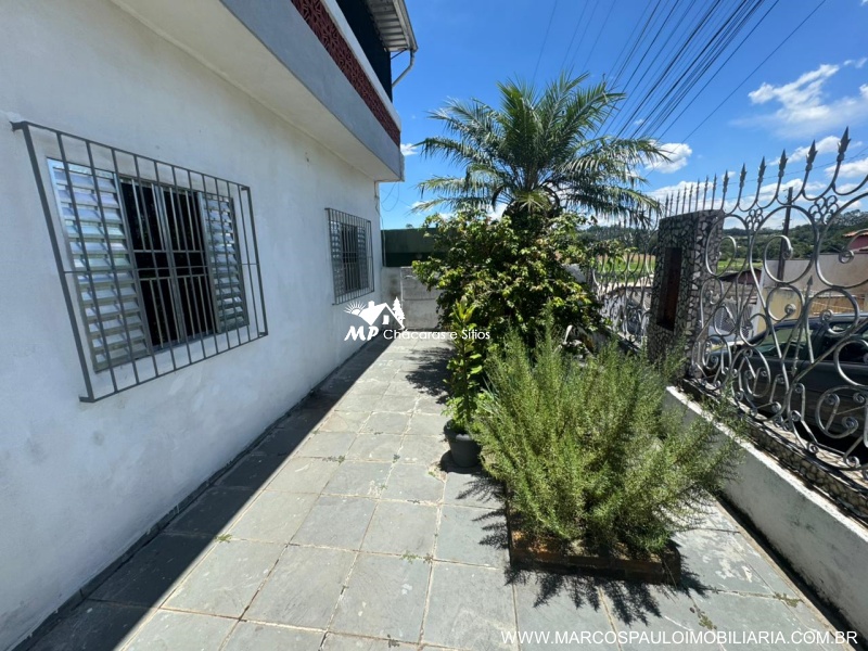 CASA EM BIRITIBA MIRIM, PRÓXIMO AO CENTRO