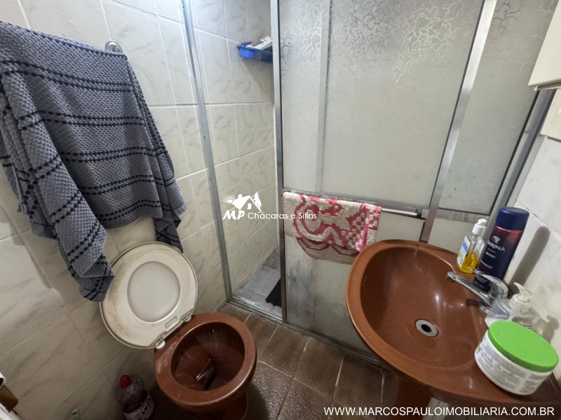 CASA EM BIRITIBA MIRIM, PRÓXIMO AO CENTRO