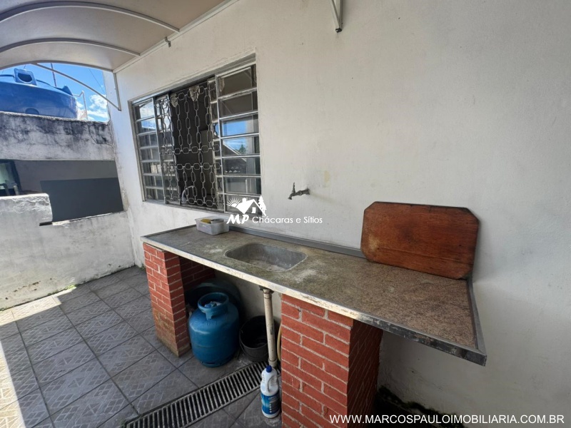 CASA EM BIRITIBA MIRIM, PRÓXIMO AO CENTRO