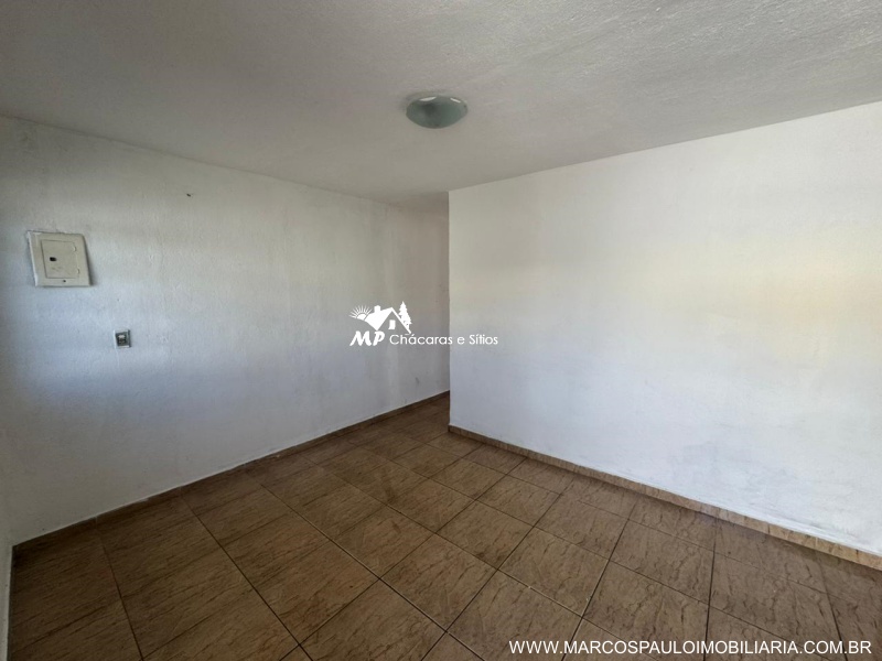 CASA EM BIRITIBA MIRIM NO CENTRO DA CIDADE