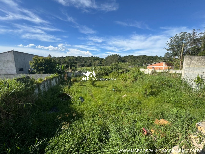 CHÁCARA EM BIRITIBA USSU , ÓTIMA LOCALIZAÇÃO