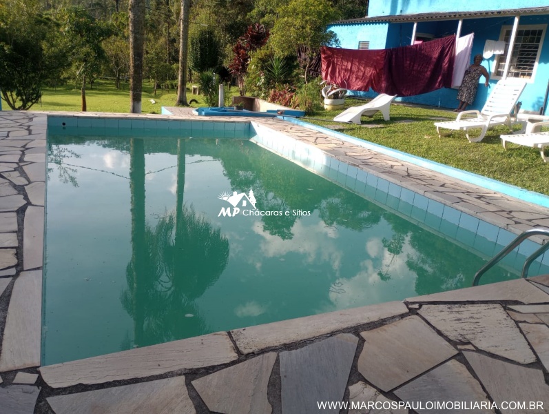 CHÁCARA COM 2 CASAS NA REGIÃO DE MOGI DAS CRUZES