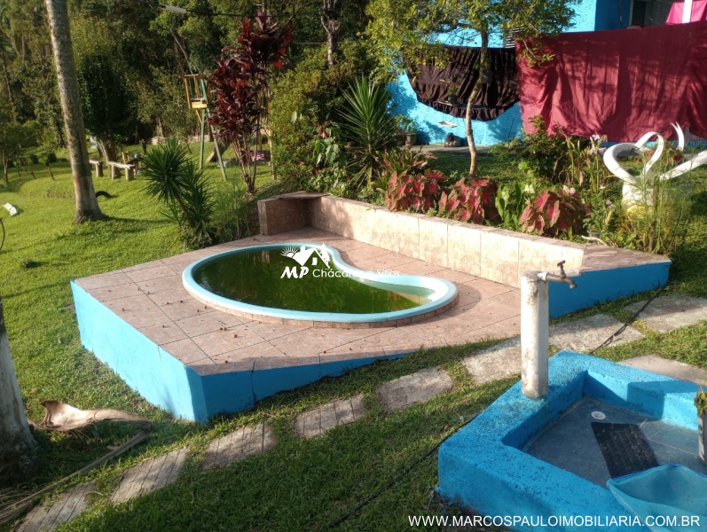 CHÁCARA COM 2 CASAS NA REGIÃO DE MOGI DAS CRUZES