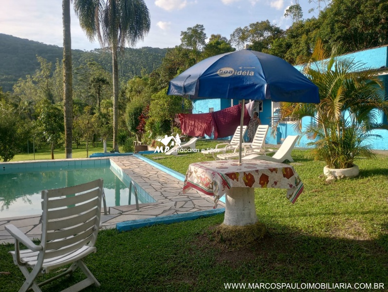 CHÁCARA COM 2 CASAS NA REGIÃO DE MOGI DAS CRUZES