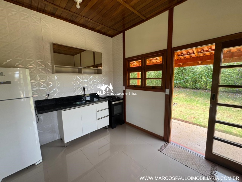 BELISSÍMA CHÁCARA EM MOGI DAS CRUZES