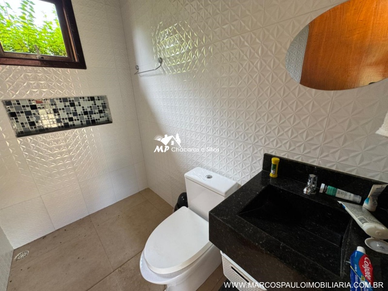 BELISSÍMA CHÁCARA EM MOGI DAS CRUZES