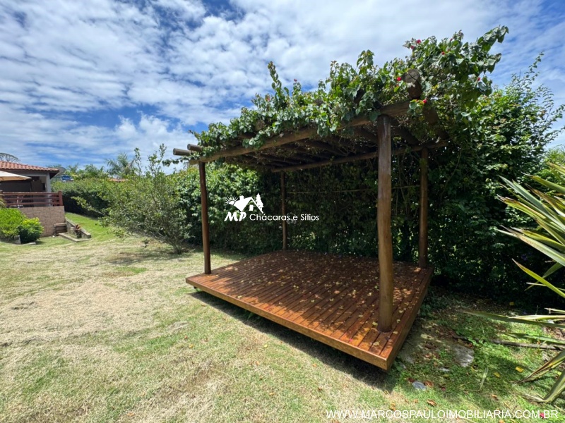 BELISSÍMA CHÁCARA EM MOGI DAS CRUZES