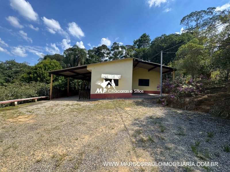 CHÁCARA NA REGIÃO DE MOGI DAS CRUZES