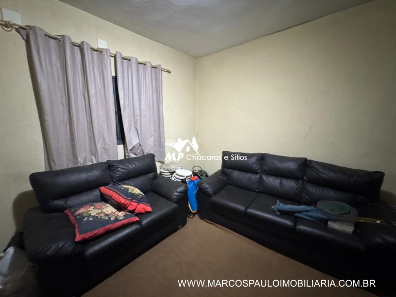 CHÁCARA NA REGIÃO DE MOGI DAS CRUZES