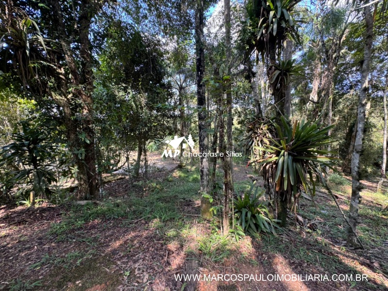 CHÁCARA NA REGIÃO DE MOGI DAS CRUZES