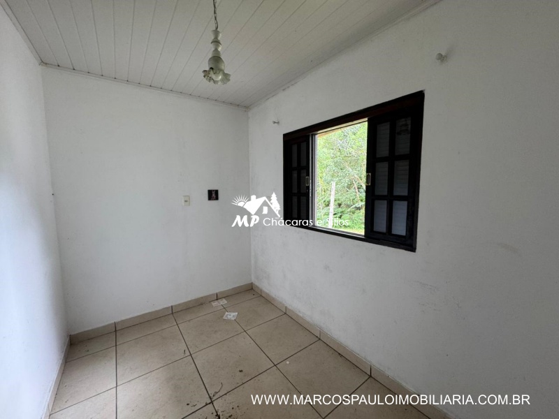 CHÁCARA NA REGIÃO DE MOGI DAS CRUZES