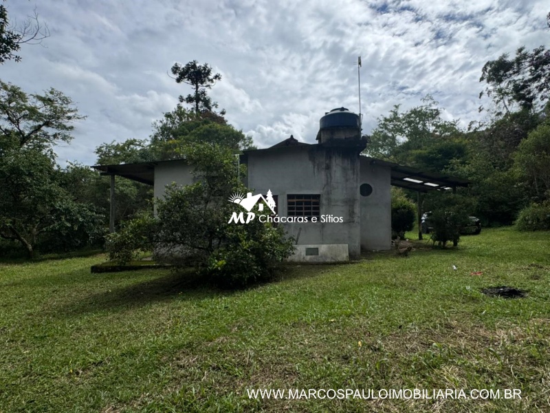 CHÁCARA NA REGIÃO DE MOGI DAS CRUZES
