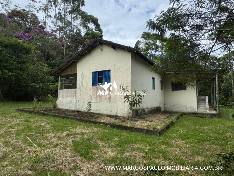CHÁCARA NA REGIÃO DE MOGI DAS CRUZES