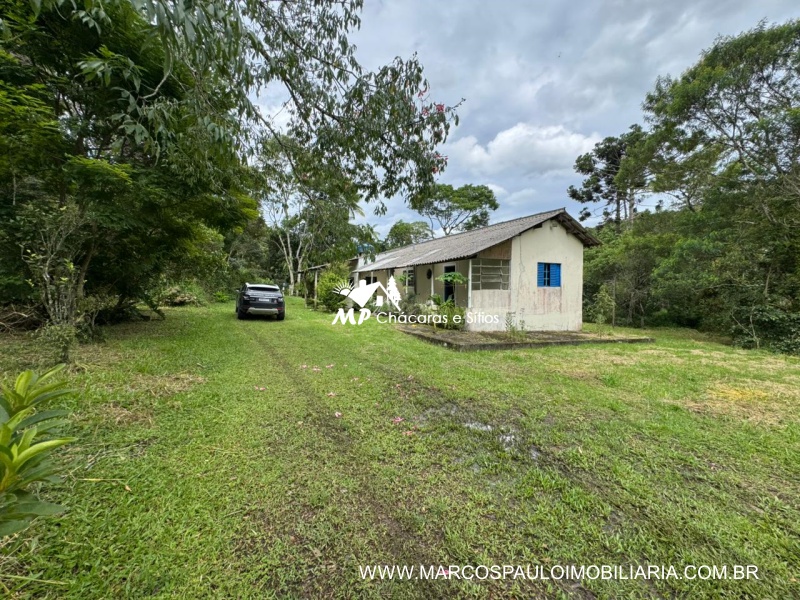 CHÁCARA NA REGIÃO DE MOGI DAS CRUZES