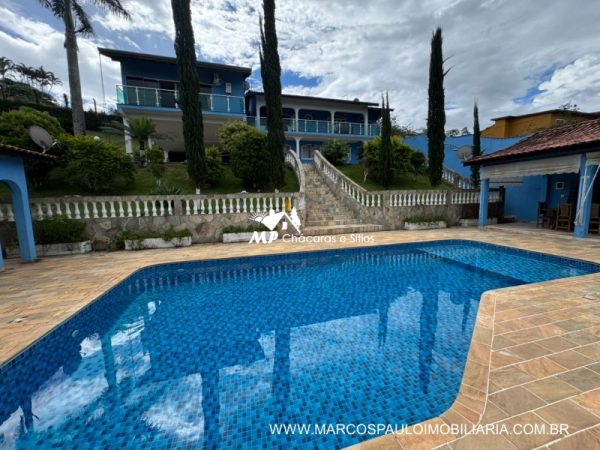 CHÁCARA DE ALTO PADRÃO EM BIRITIBA MIRIM